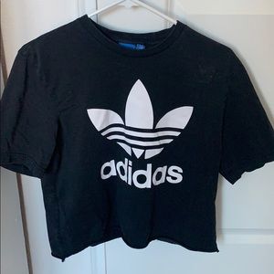 Cropped Adidas Top